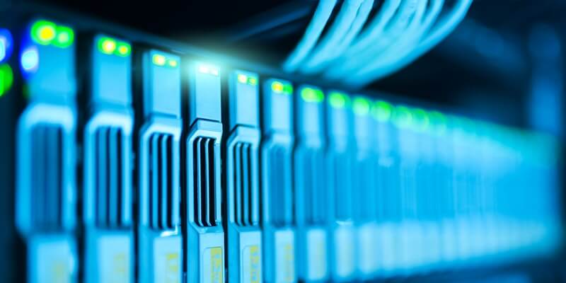 A Guide to VPS vs Cloud Hosting: Understanding Five Key Differences